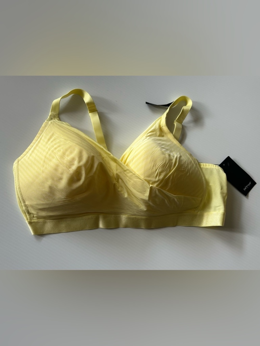 NWT Deesse Lingerie Lightweight Yellow Wireless Bra